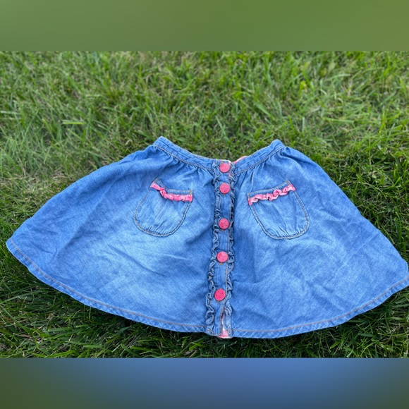 Adorable Matilda jean skirt - Picture 1 of 6